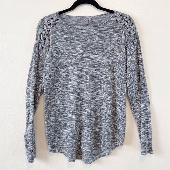 Daisy Fuentes Marled Gray Scoop Neck Sweater Small - Picture 1 of 5